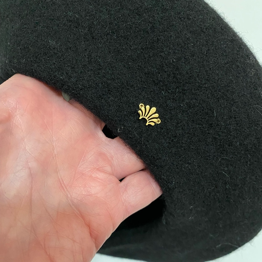 Lele Sadoughi Black Wool Felt Beret NWT - Picture 2 of 7